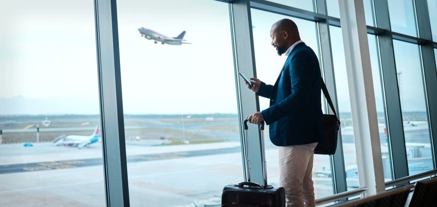 You are currently viewing United Airlines Poised for Record Earnings in 2026 Amid Strong Travel Demand